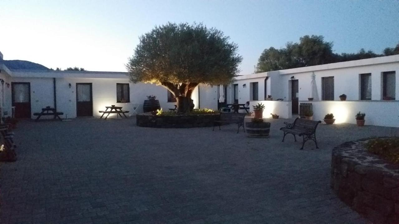 Vistamare Villa Orosei Buitenkant foto