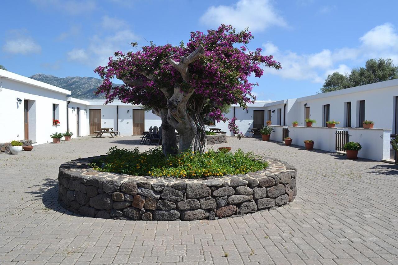 Vistamare Villa Orosei Buitenkant foto