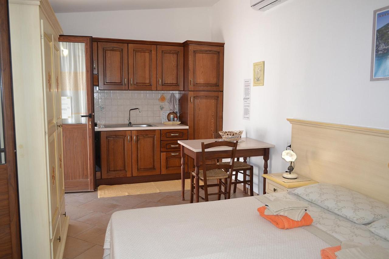 Vistamare Villa Orosei Buitenkant foto