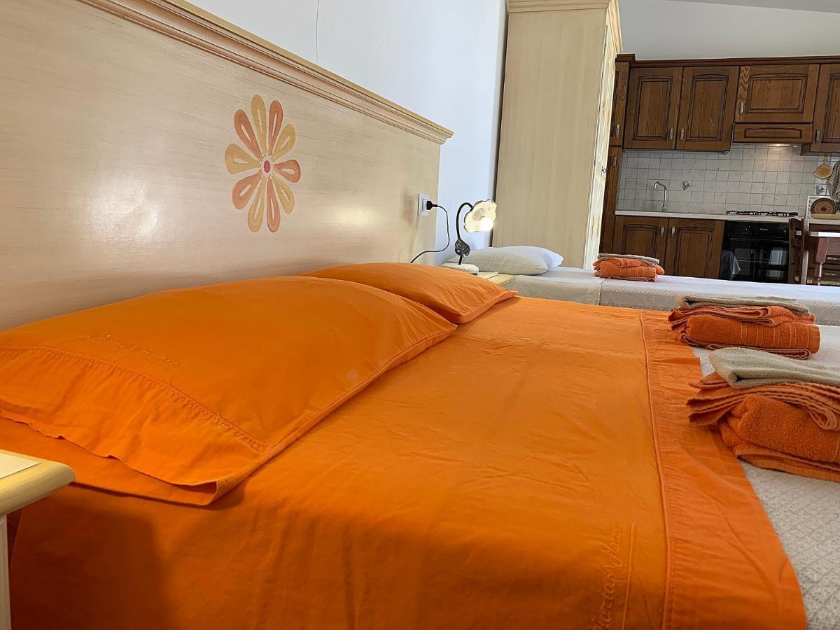 Vistamare Villa Orosei Buitenkant foto