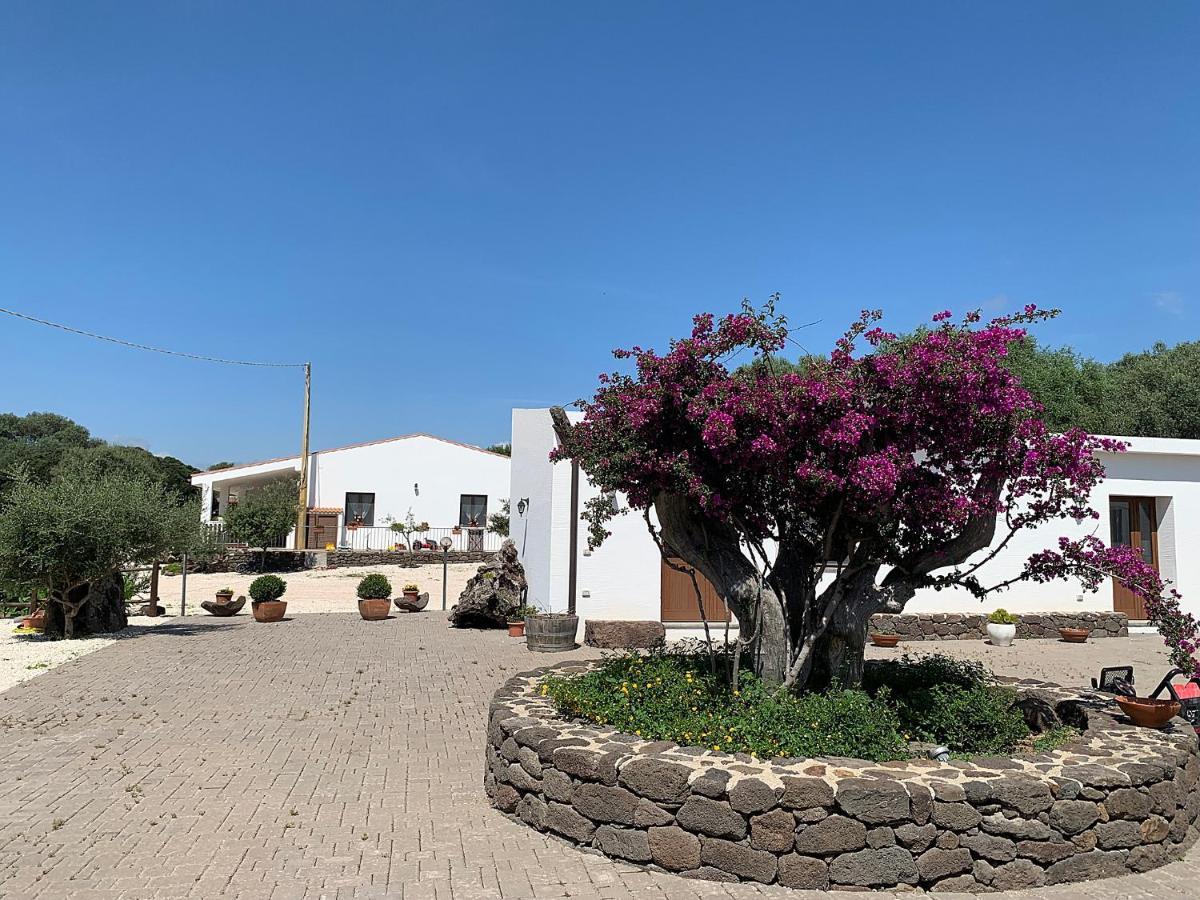 Vistamare Villa Orosei Buitenkant foto