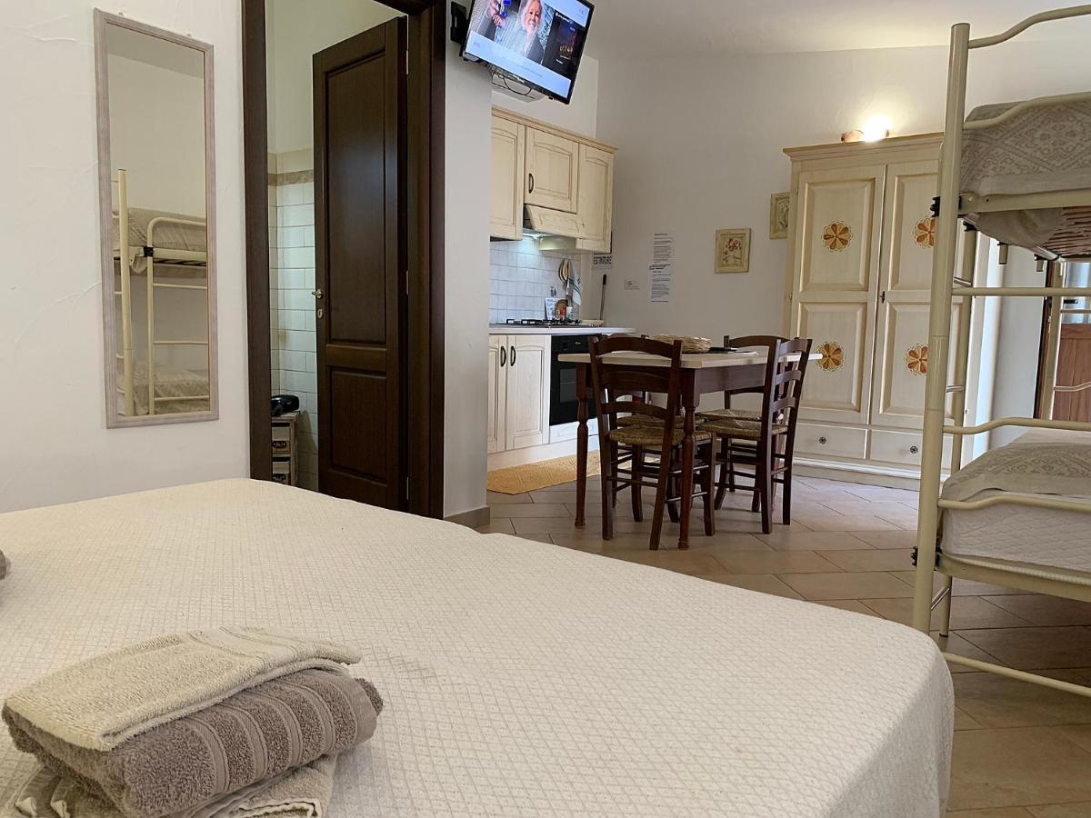 Vistamare Villa Orosei Buitenkant foto